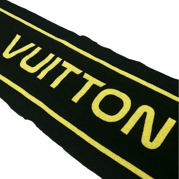 LOUIS VUITTON Wool Cashmere City Gravity Scarf, oversized, Unisex - Picture 6 of 15